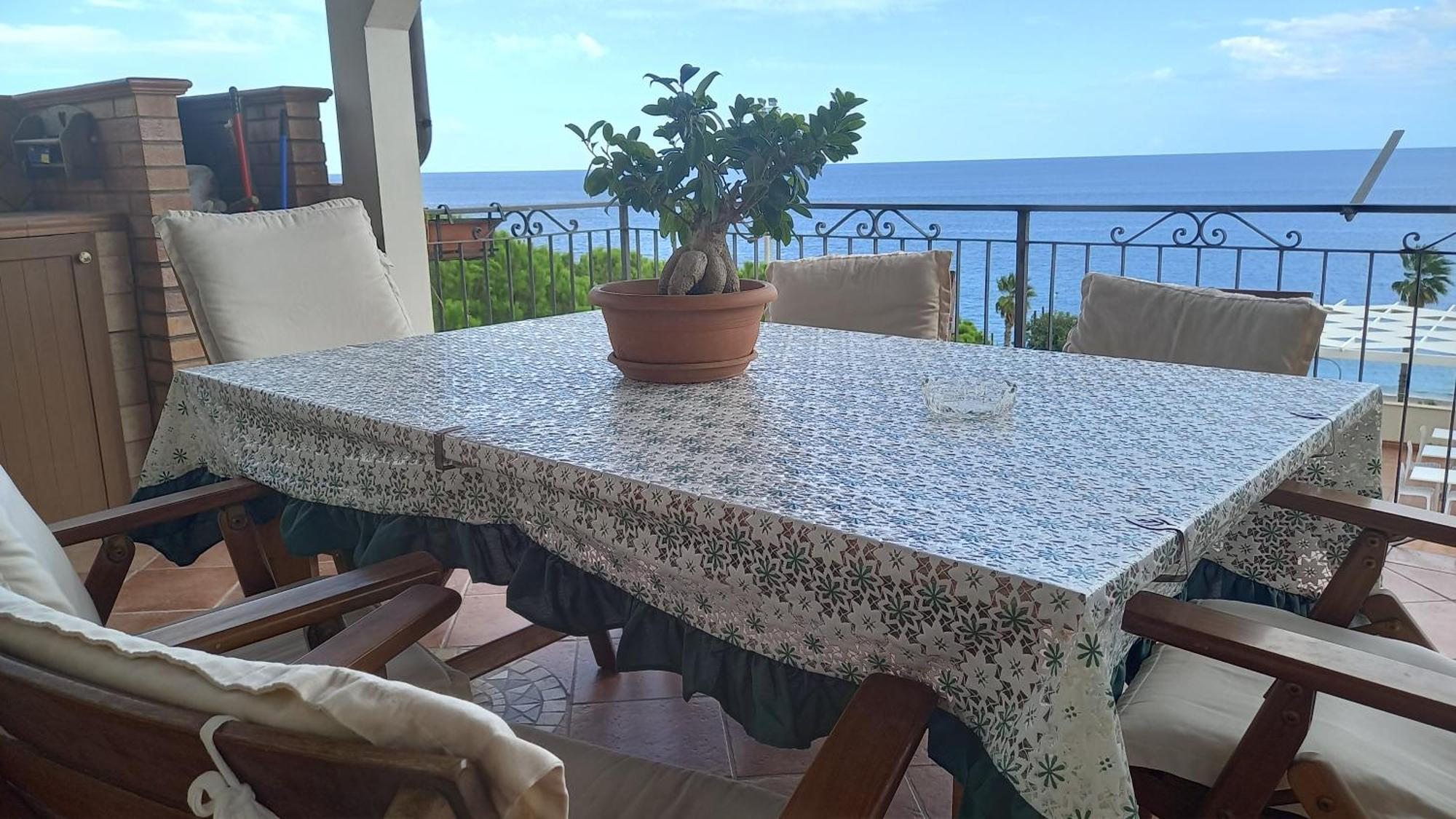 Le Spiagge Bed and Breakfast Letojanni Exteriör bild
